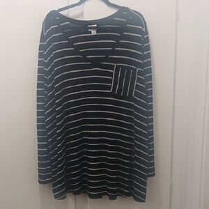 Ava & Viv Black and White Striped Long Sleeve Top